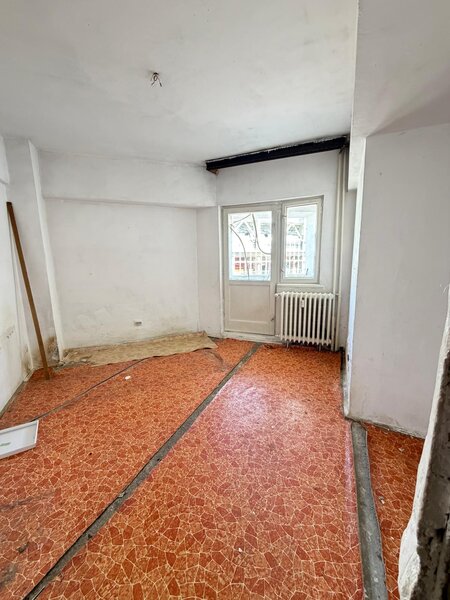 Calea Giulesti- Stadion Rapid- bloc 1989- 3 balcoane-2 bai